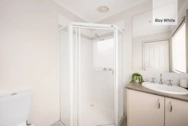 Seventh view of Homely house listing, 4 Hummingbird Place, South Morang VIC 3752