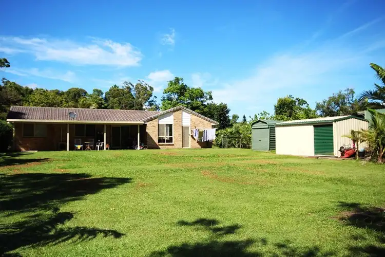 9 Tallawong Close, Beerwah QLD 4519