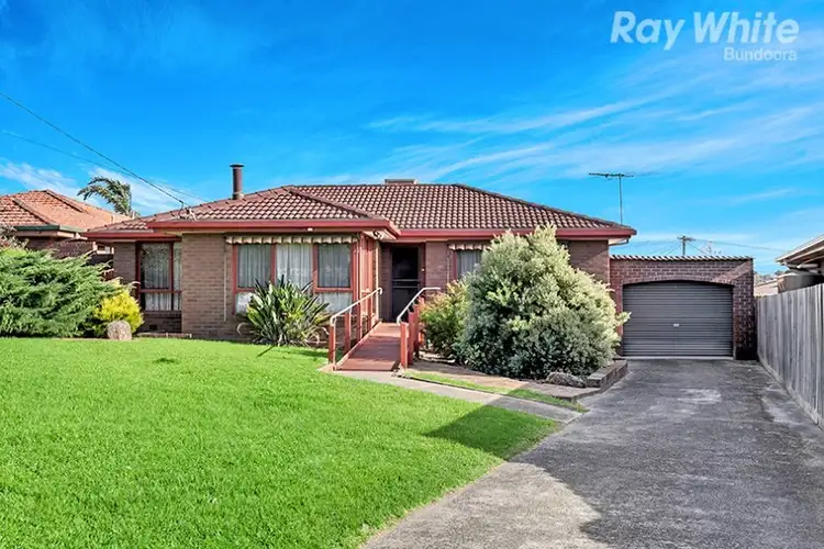 27 Kurrajong Crescent, Watsonia North VIC 3087