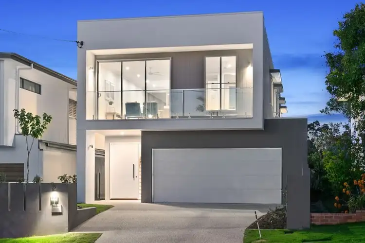 2A Effingham Street, Tarragindi QLD 4121