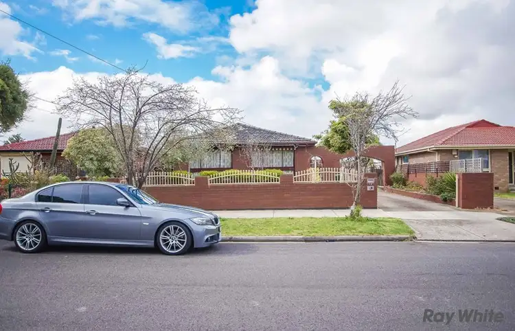 12 Revell Cresent, St Albans VIC 3021