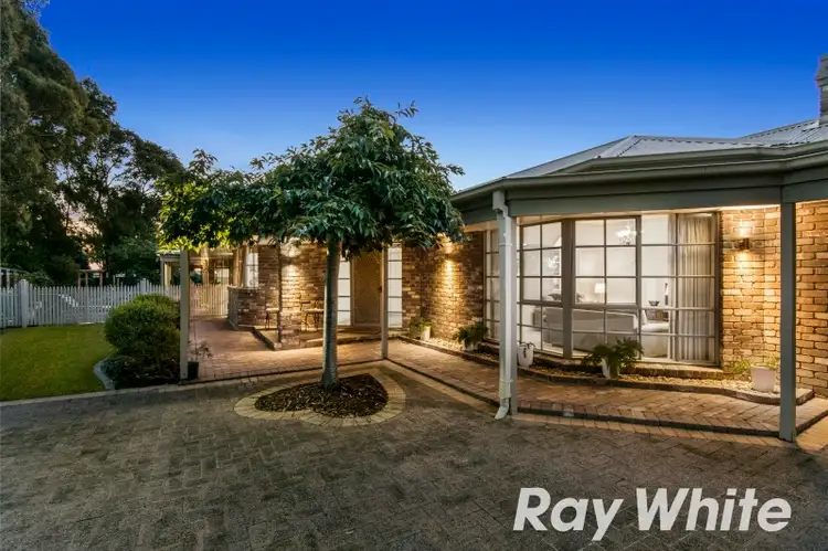16 Cutler Close, Ferntree Gully VIC 3156