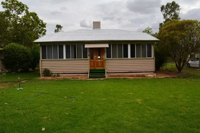 14 Thistle Street, Blackall QLD 4472