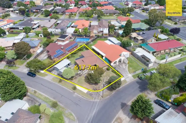 Second view of Homely house listing, 39 Chaucer Crescent, Bundoora VIC 3083