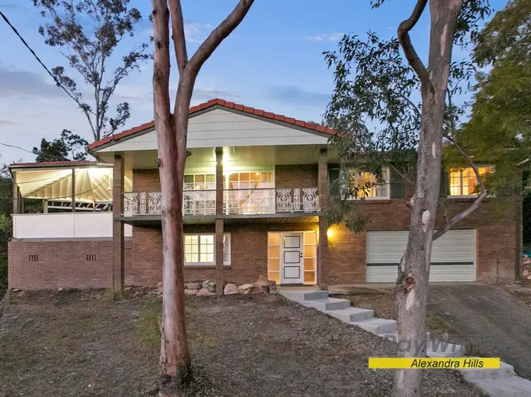 2 Twilight Street, Kenmore QLD 4069