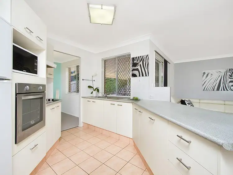 Second view of Homely house listing, 31 Hinchcliffe Street, Tanah Merah QLD 4128