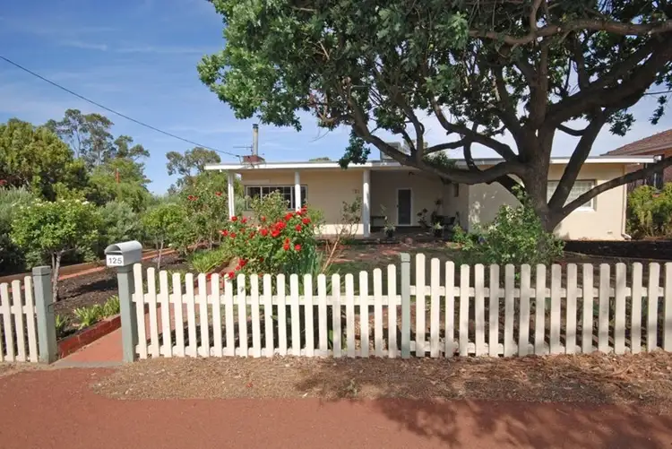 125 Narrakine Road, Narrogin WA 6312