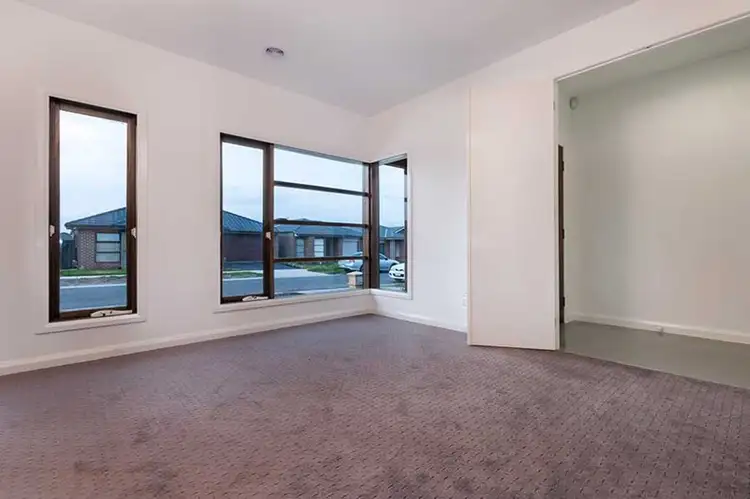Sixth view of Homely house listing, 25 Viewmont Avenue, Craigieburn VIC 3064