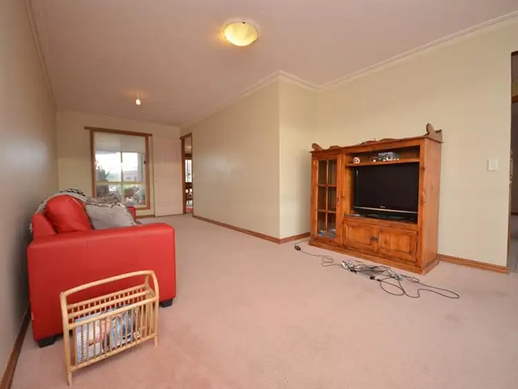 Second view of Homely house listing, 21 Tinworth Avenue, Mount Clear VIC 3350