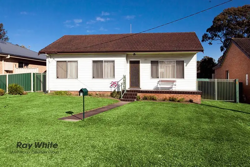 Main view of Homely house listing, 25 Devonshire Crescent, Oak Flats NSW 2529