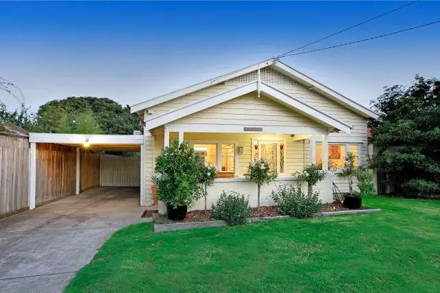 22 Oakhill Avenue, Reservoir VIC 3073