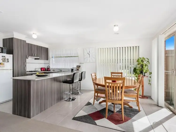 Third view of Homely unit listing, 1/14 Shakespeare Court, Drouin VIC 3818