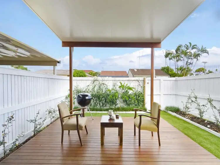 Fifth view of Homely villa listing, 1/7 Craft Court, Miami QLD 4220