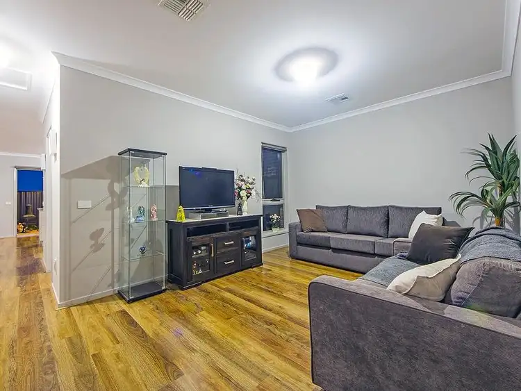 Fourth view of Homely house listing, 34 Freemont Circuit, Truganina VIC 3029