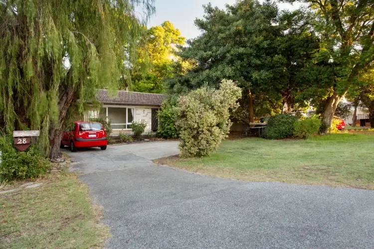 28 Harry Street, Gosnells WA 6110