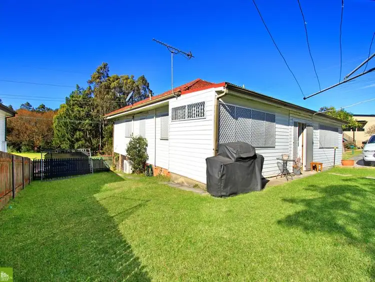 Sixth view of Homely house listing, 2 Therry Street, West Wollongong NSW 2500