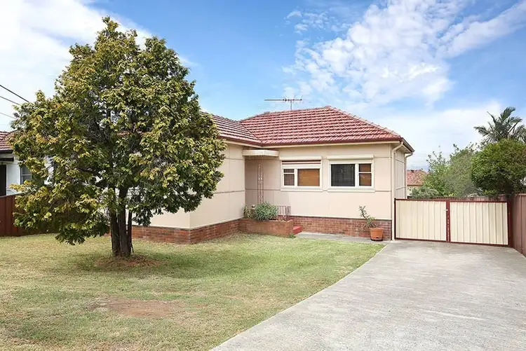 251 Hamilton Road, Fairfield West NSW 2165
