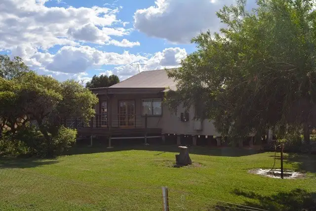 47 Albert Street, Tambo QLD 4478