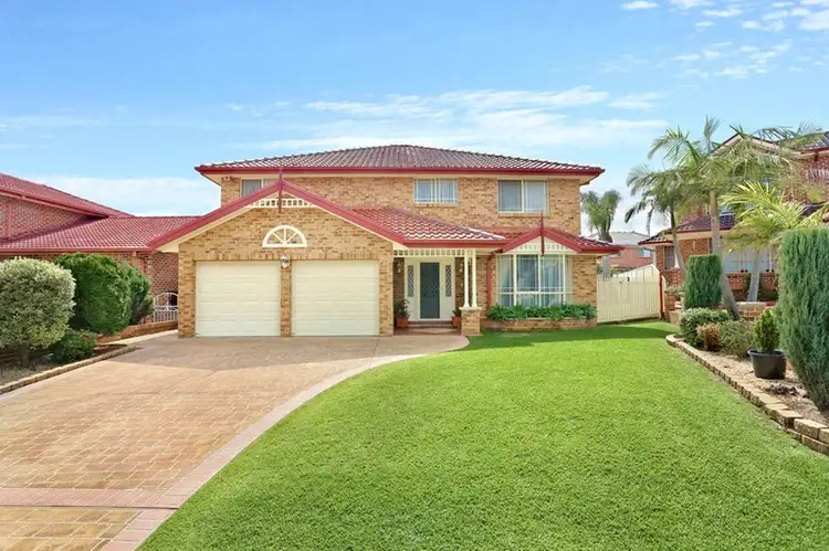 4 Elwood Place, St Johns Park NSW 2176
