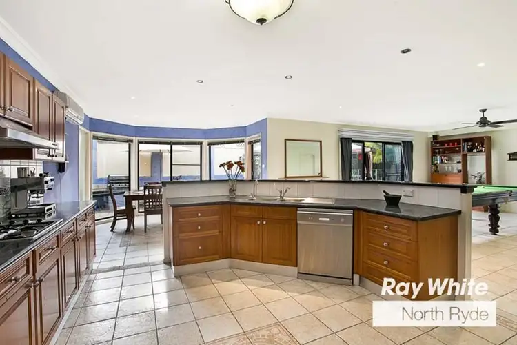 17 Evesham Court, Baulkham Hills NSW 2153