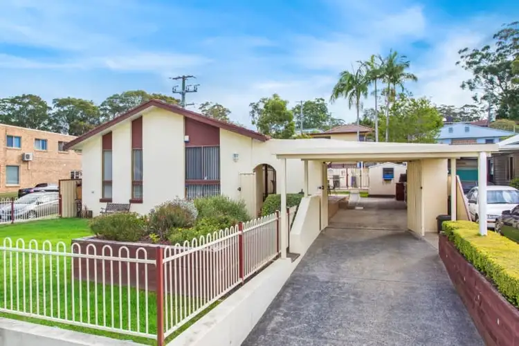 Second view of Homely house listing, 162 Lakedge Avenue, Berkeley Vale NSW 2261