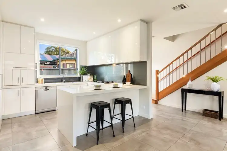 Fourth view of Homely townhouse listing, 2/34 Golf Links Avenue, Oakleigh VIC 3166