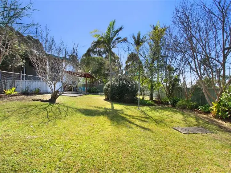 Fifth view of Homely house listing, 1 Gerard Avenue, Farmborough Heights NSW 2526