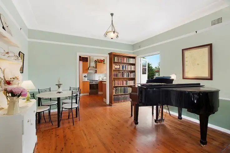 1 Brown Street, Forestville NSW 2087
