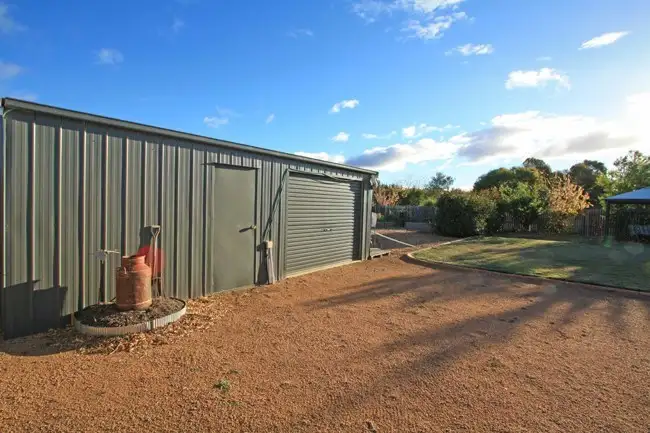 Seventh view of Homely house listing, 2 Hyland Drive, Bungendore NSW 2621