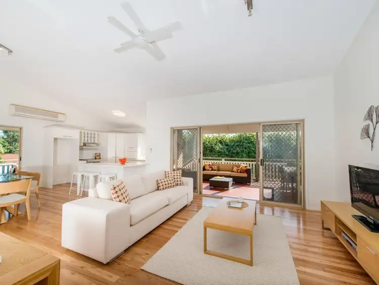 Second view of Homely house listing, 4 Kew Court, Alexandra Hills QLD 4161