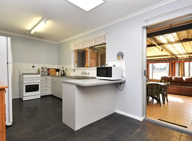 Fifth view of Homely house listing, 15 Pedro Avenue, Morphett Vale SA 5162