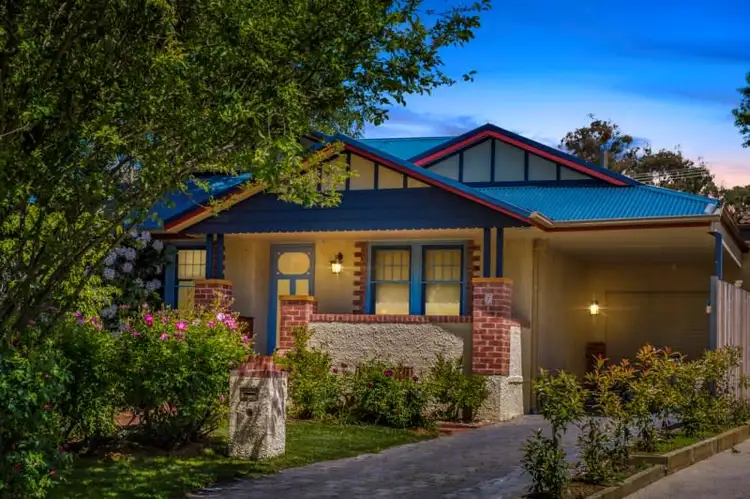 7 Aston Crescent, Cook ACT 2614