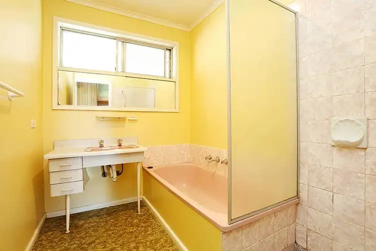 Fifth view of Homely house listing, 5 Leslie Street, Thomastown VIC 3074