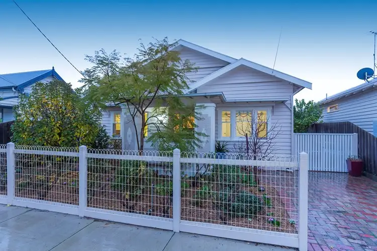 38 Crofton Street, Geelong West VIC 3218