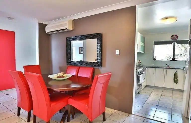 Main view of Homely unit listing, 4/8 Lisson Grove, Wooloowin QLD 4030