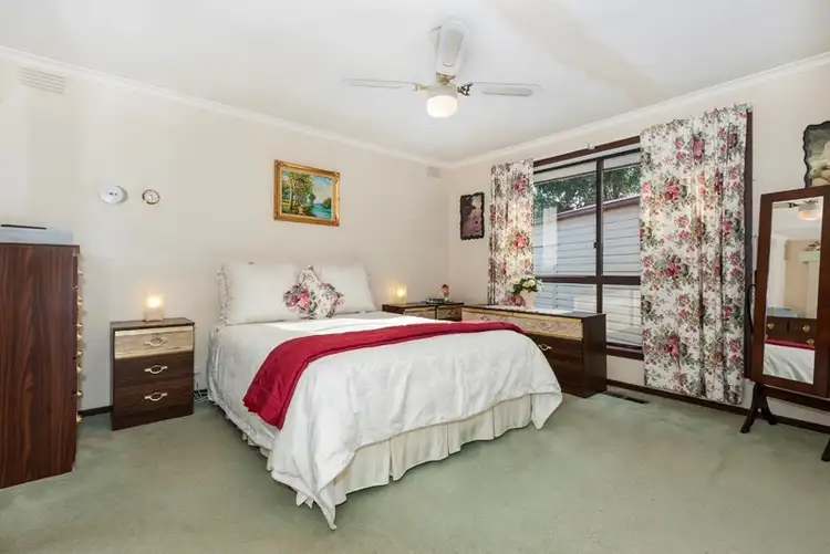 Sixth view of Homely house listing, 4 Dalray Close, Mill Park VIC 3082
