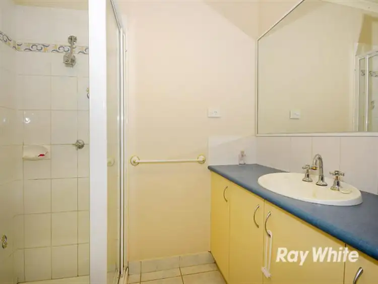 Seventh view of Homely house listing, 2 Nyarrin Place, Cranbourne West VIC 3977