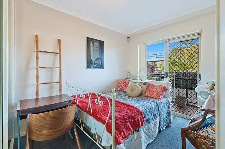 Seventh view of Homely apartment listing, 2/4 Parneno Street, Chevron Island QLD 4217