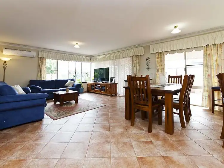 Second view of Homely house listing, 4 Taggert Avenue, Baldivis WA 6171