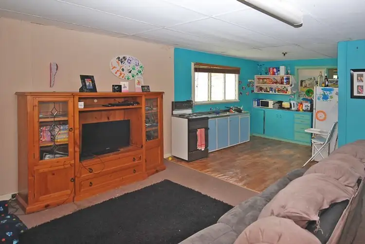 Second view of Homely house listing, 20 Rudduck Street, Leeman WA 6514