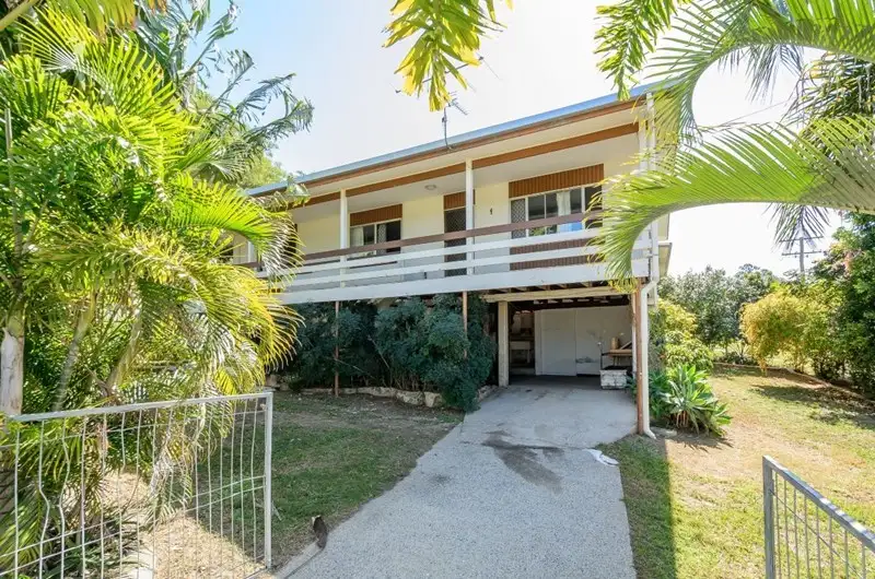Main view of Homely house listing, 31 Hibiscus Avenue, Kin Kora QLD 4680