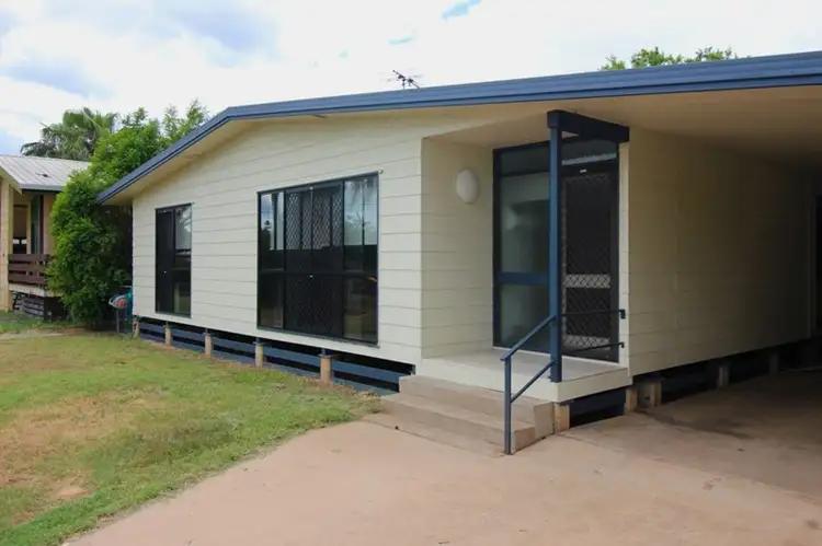 111 Harris Street, Emerald QLD 4720