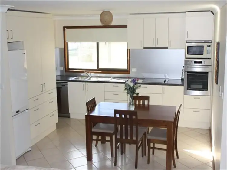 1 Sixth Street, Cessnock NSW 2325
