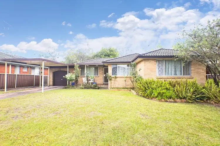111 Newham Drive, Cambridge Gardens NSW 2747