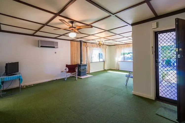 Fifth view of Homely house listing, 2 Rochford Way, Girrawheen WA 6064