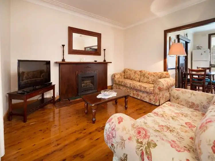 Fifth view of Homely house listing, 424 Hovell Street, Albury NSW 2640