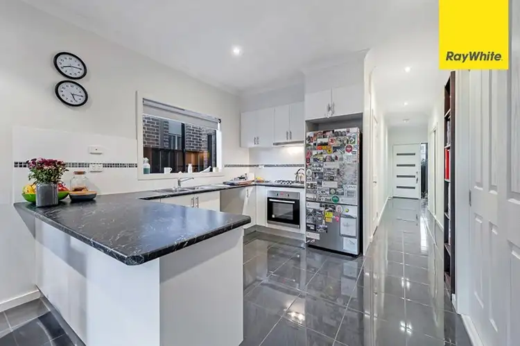 Second view of Homely house listing, 21 Fermont Avenue, Craigieburn VIC 3064