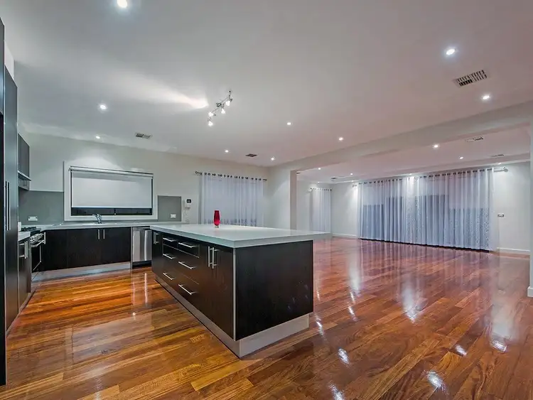 Sixth view of Homely house listing, 18 Boathouse Place, Sanctuary Lakes VIC 3030