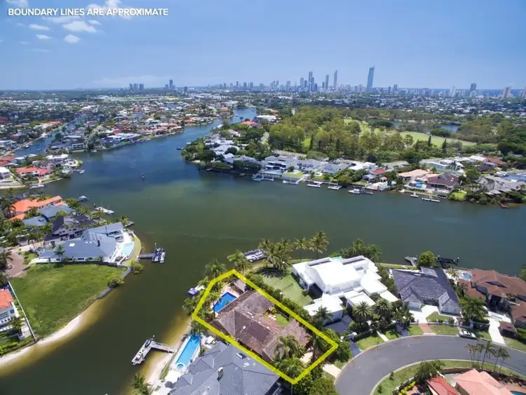6 Marseille Court, Sorrento QLD 4217