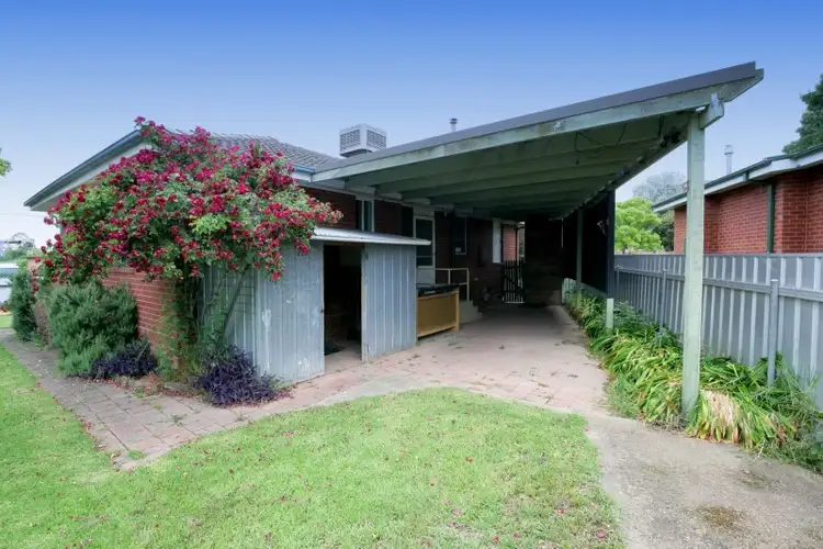 Fifth view of Homely house listing, 10 Immarna Place, Kooringal NSW 2650